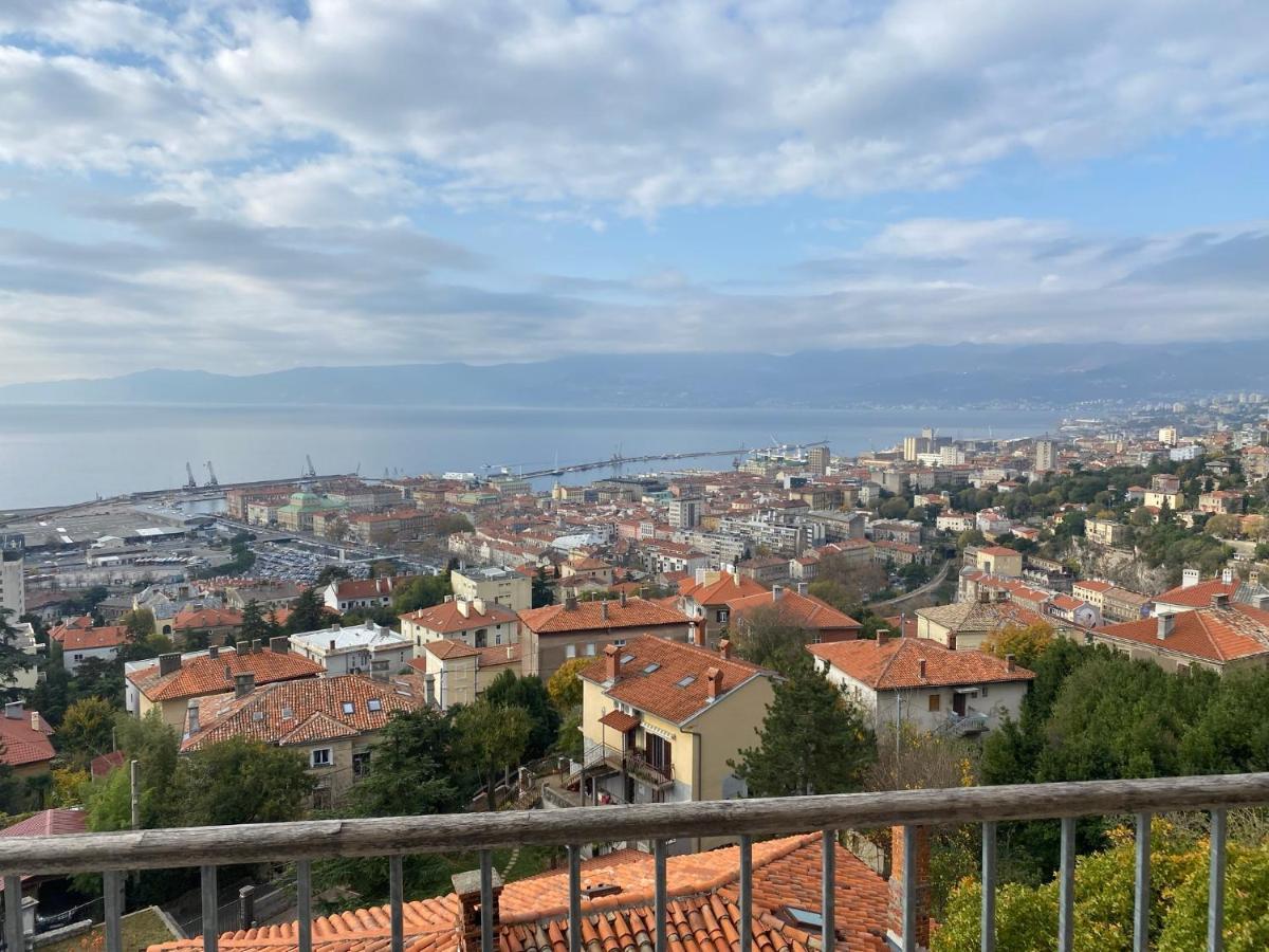 Linden Trsat With Balcony Apartment